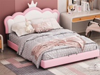 Bed with crown-shaped headboard 140x200 cm - PU leather - for children - pink 26898PMOZ