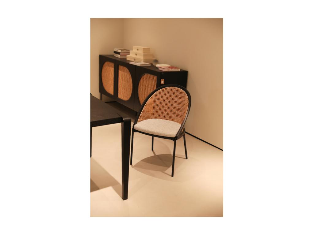 Comfortable armchair with fabric seat and natural cane backrest 98409ZDND